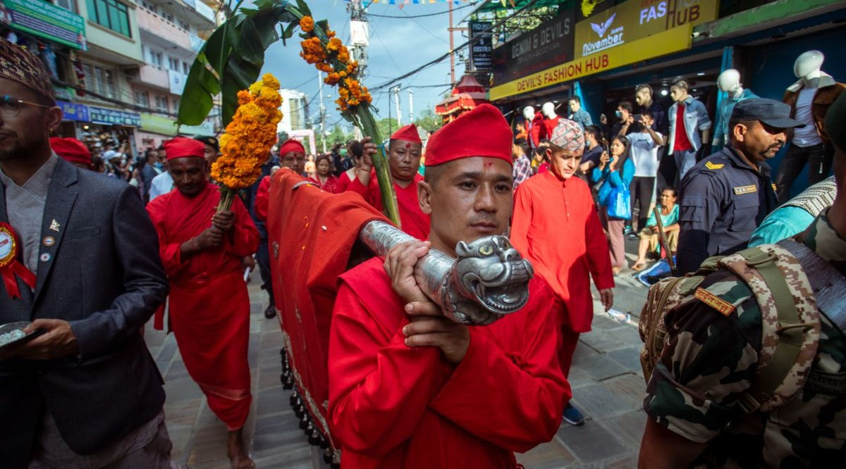 आज फूलपाती भित्र्याइँदै, कालरात्रि देवीको पूजा आराधना गरिँदै