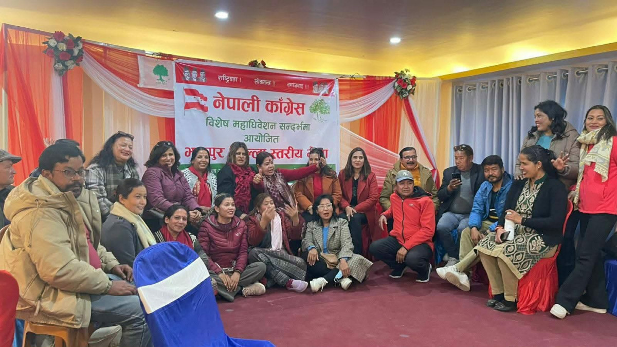 भक्तपुर कांग्रेस सभापतिका प्रत्यासी लगाएतका नेता विशेष महाधिवेशनका पक्षमा