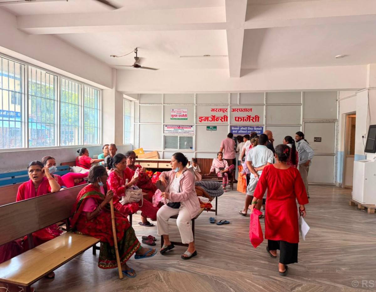 चिकित्सक सडकमा, आकस्मिक बाहेकका सबै स्वास्थ्य सेवा आजपनि बन्द
